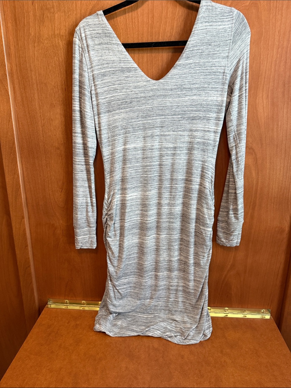 Banana Republic Heather Gray Long Sleeve V-Neck Dress S